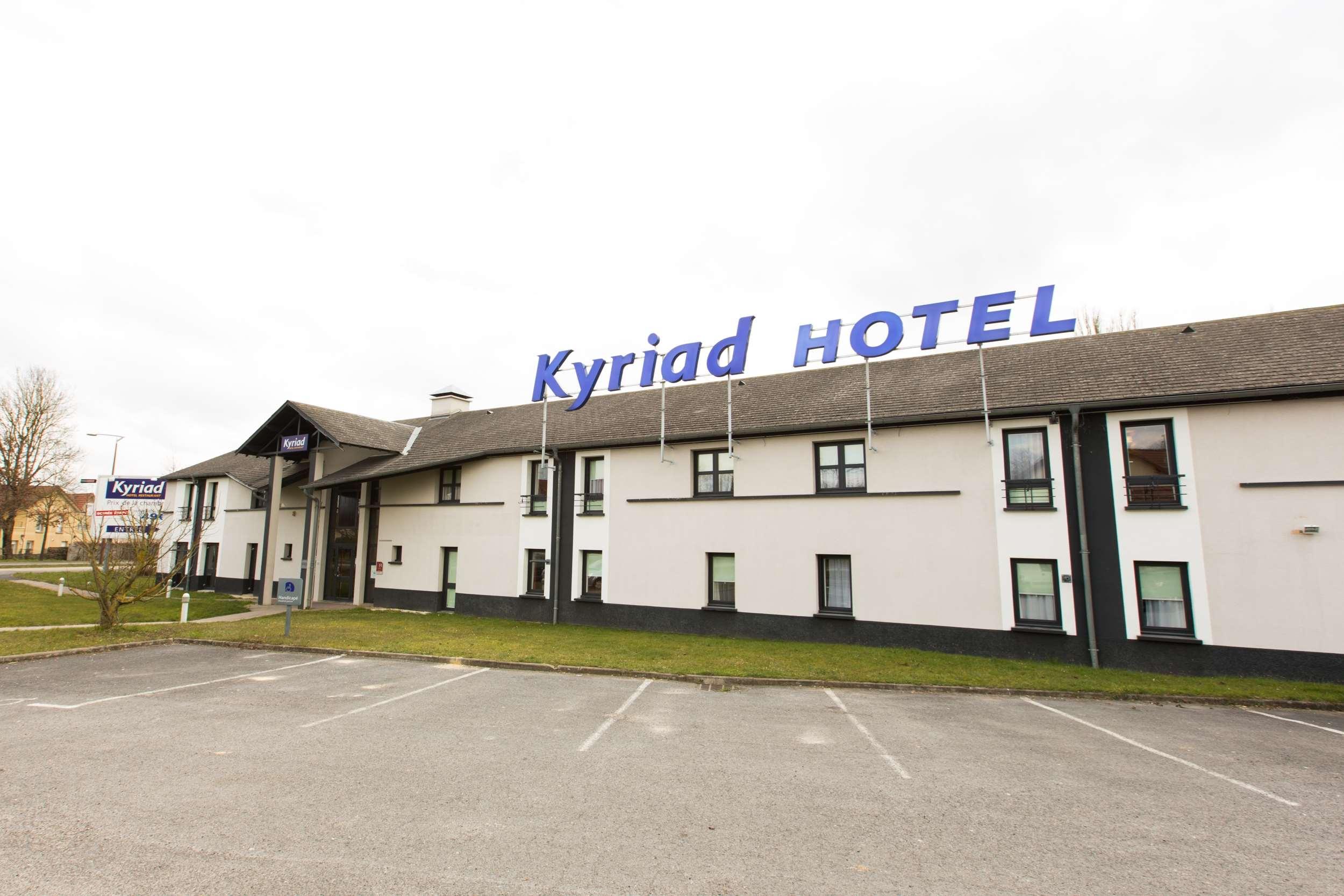Hotel Inn Design Sedan Exterior photo